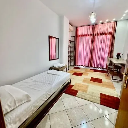 公寓 8th Floor Luxury Tirana 2