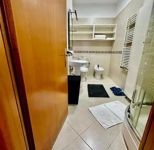 דירה 8th Floor Luxury Tirana 2 *